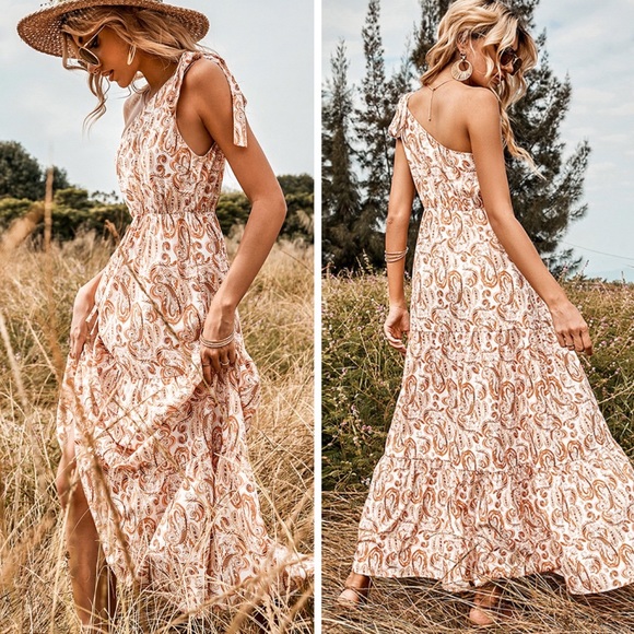 Bohemian Paisley Maxi Dress (Ankle Length) - Picture 2 of 3